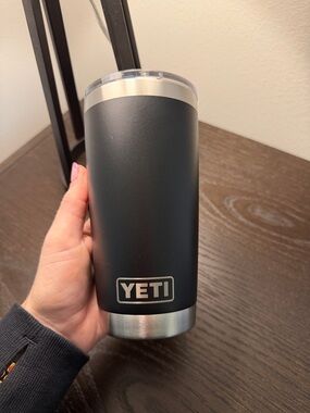 Yeti 20oz Tumbler in Matte Black with Stainless Trim
